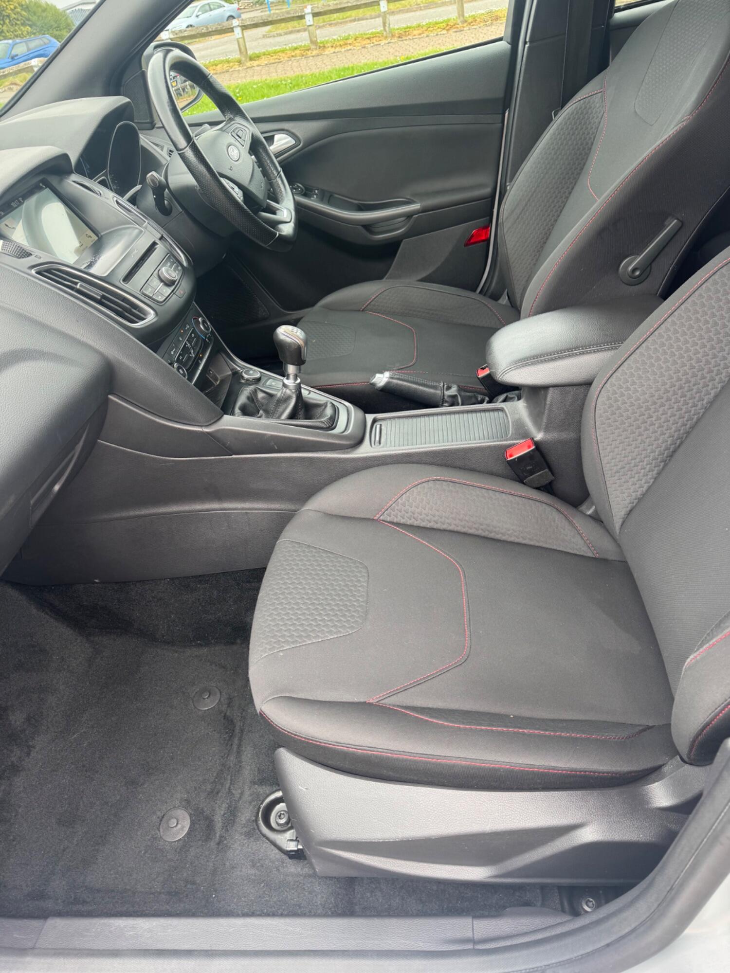 Used Ford Focus 2017 for sale - 77001543: Photo 16