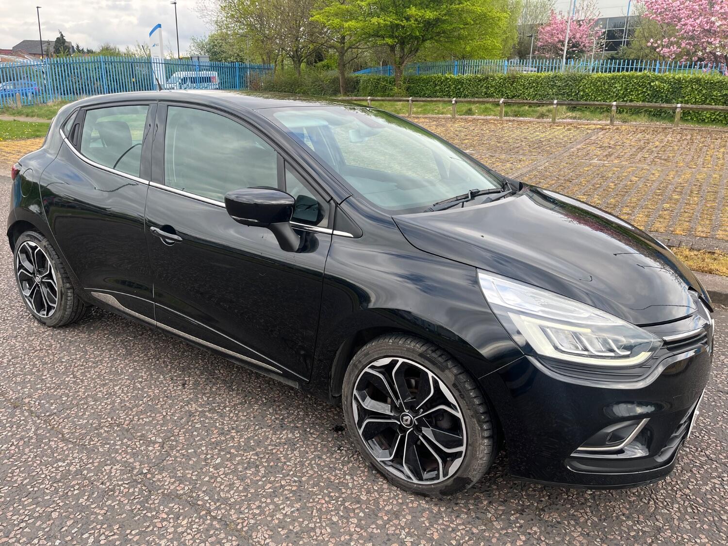Used Renault Clio 2017 for sale - 76793479: Photo 9