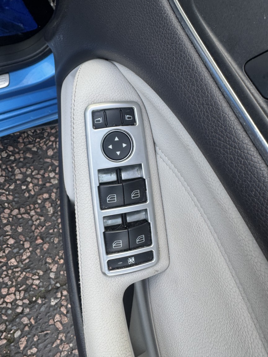 Used Mercedes-Benz B Class 2014 for sale - 76918430: Photo 19