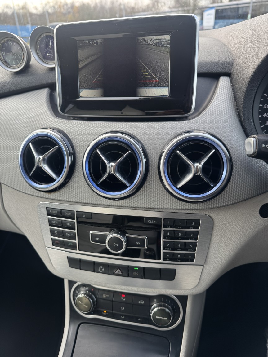 Used Mercedes-Benz B Class 2014 for sale - 76918430: Photo 20