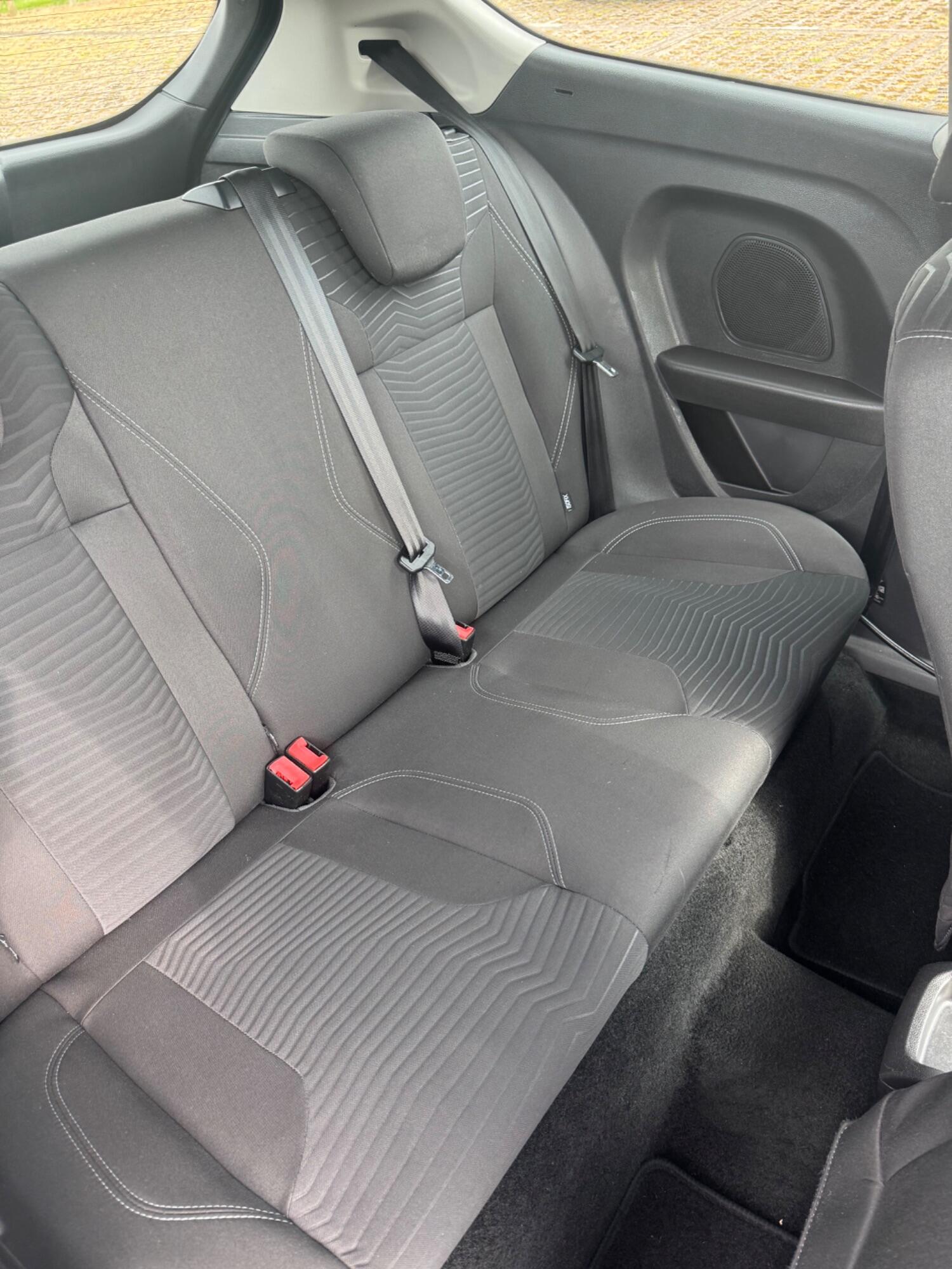 Used Ford Fiesta 2015 for sale - 77937978: Photo 12