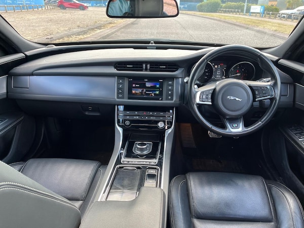 Used Jaguar XF 2018 for sale - 75355069: Photo 12