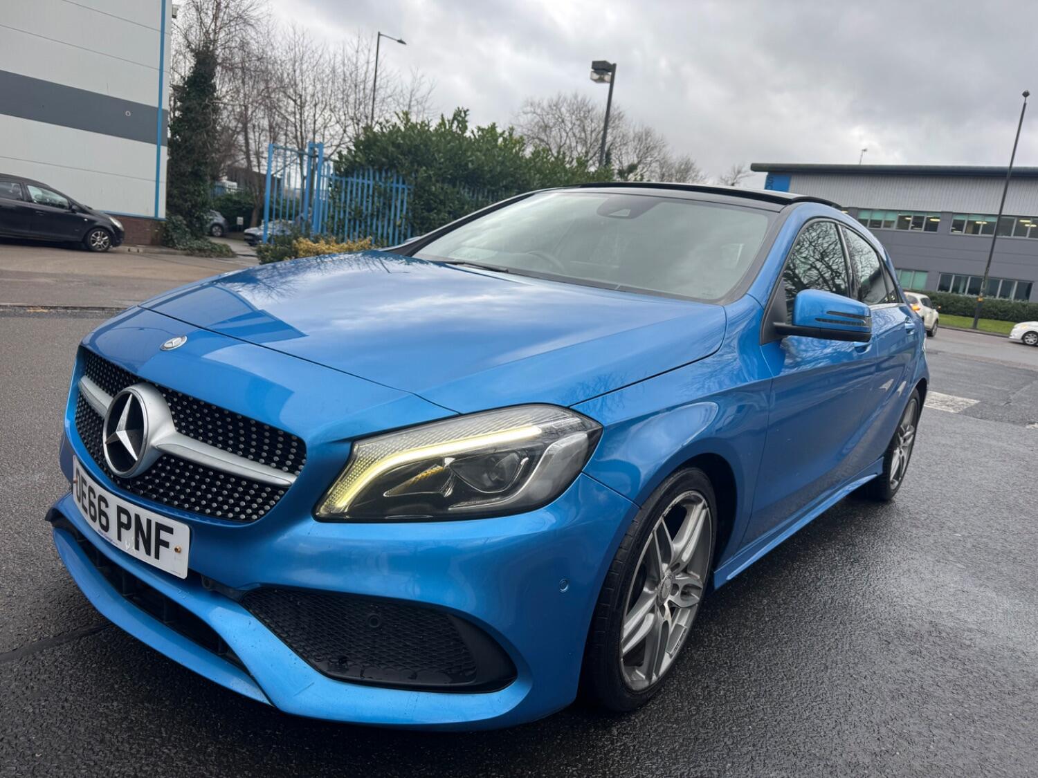 Used Mercedes-Benz A-Class 2017 for sale - 76793487: Photo 2