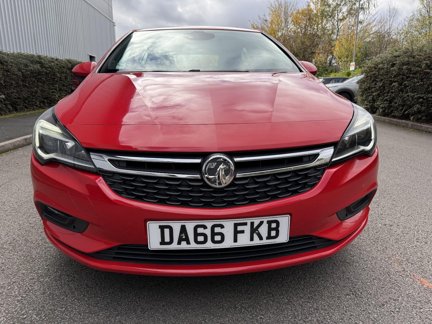 Used Vauxhall Astra 2016 for sale - 76374204: Photo 1