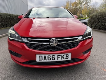 Vauxhall - Astra