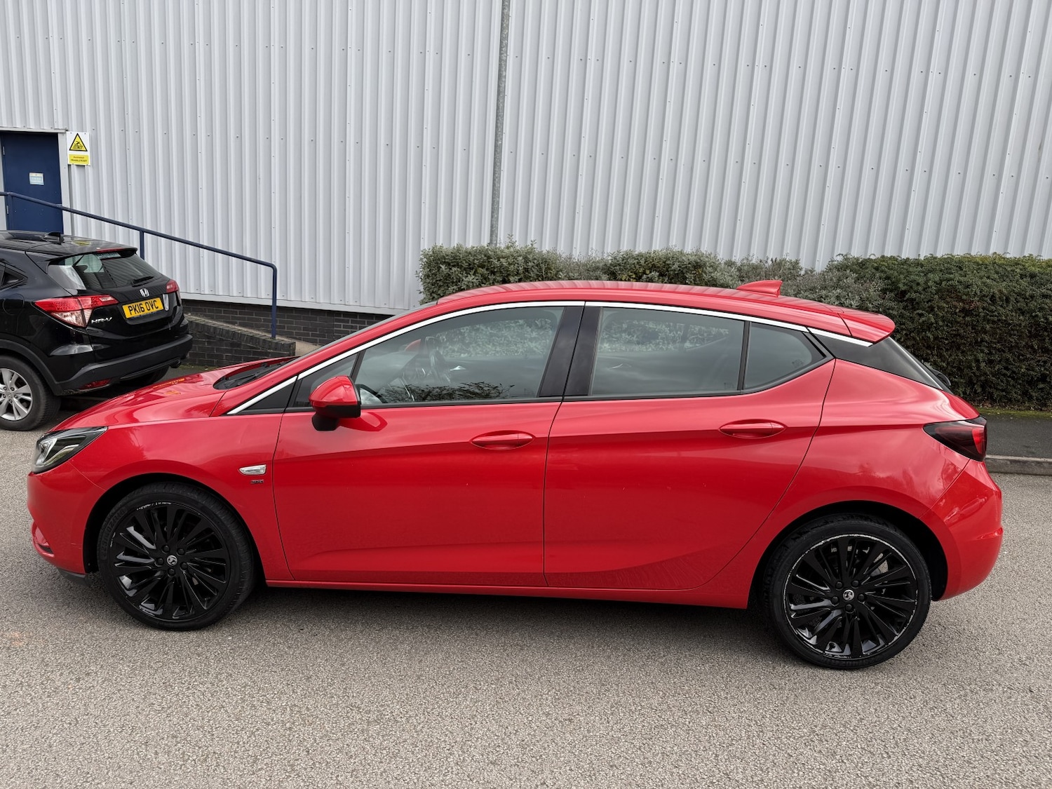 Used Vauxhall Astra 2016 for sale - 76374204: Photo 3