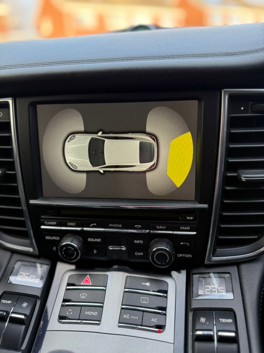 Used Porsche Panamera 2010 for sale - 77093943: Photo 19