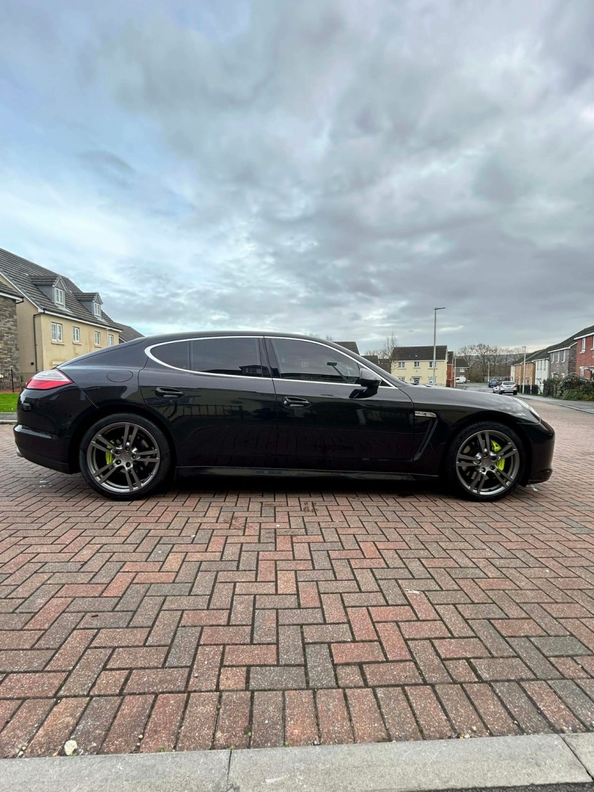 Used Porsche Panamera 2010 for sale - 77093943: Photo 32