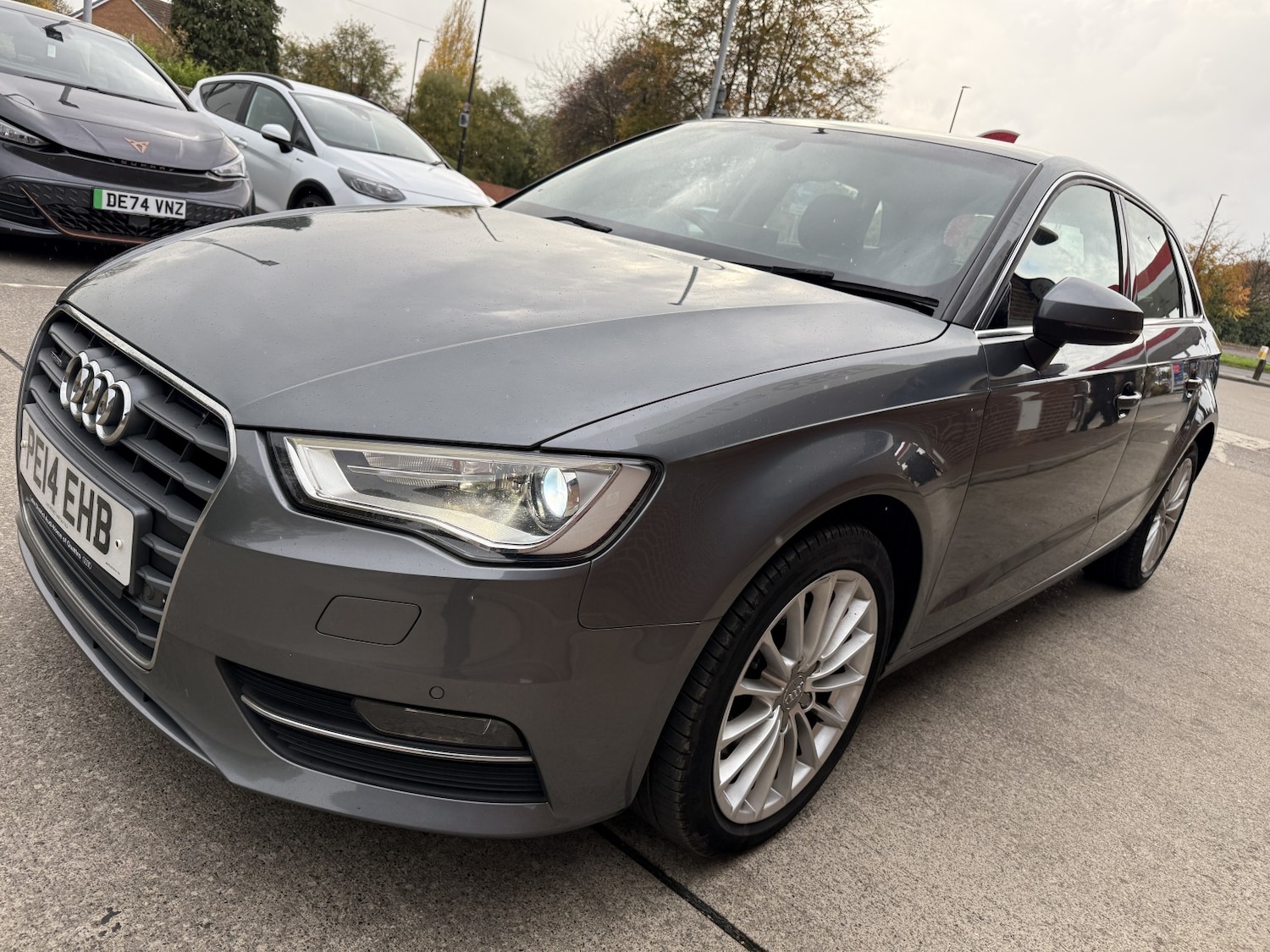 Used Audi A3 2014 for sale - 76436403: Photo 2