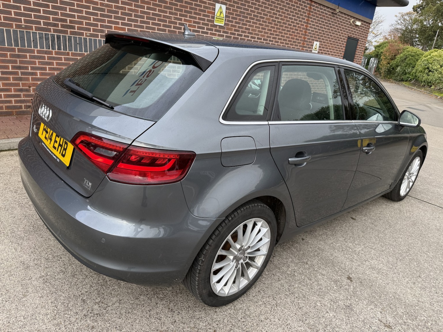 Used Audi A3 2014 for sale - 76436403: Photo 6