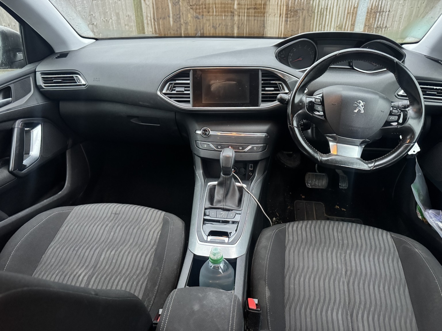 Used Peugeot 308 2015 for sale - 76884819: Photo 12