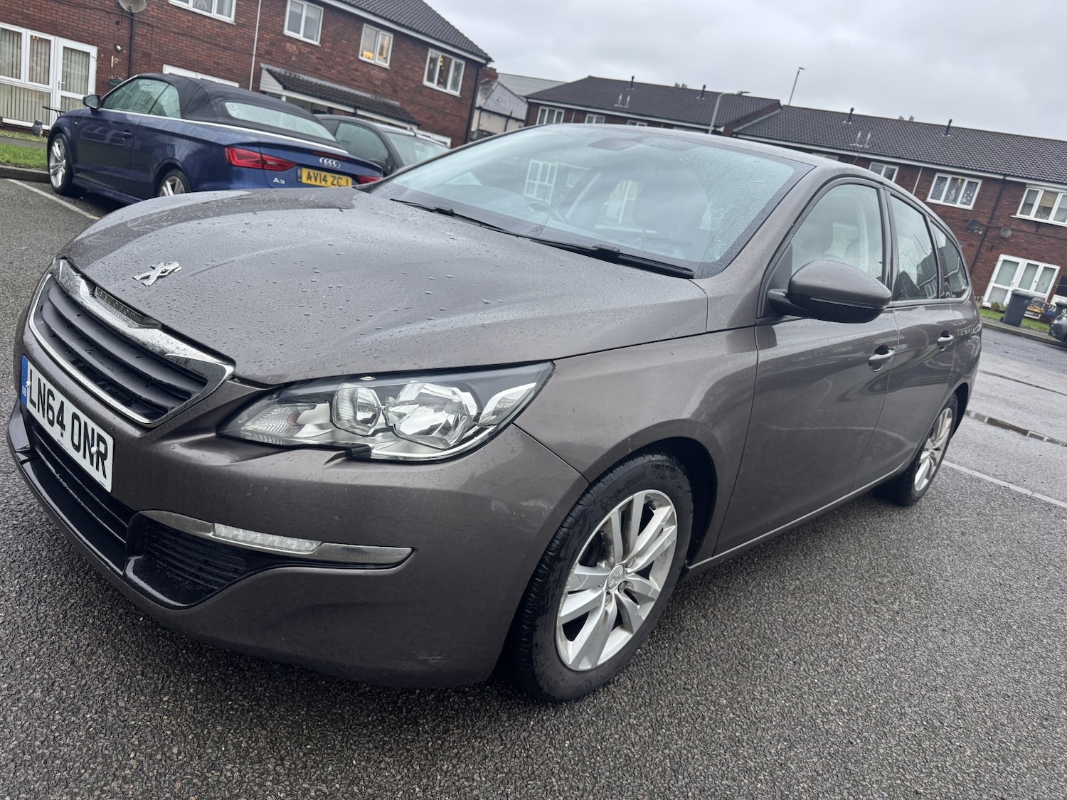 Used Peugeot 308 2015 for sale - 76884819: Photo 2