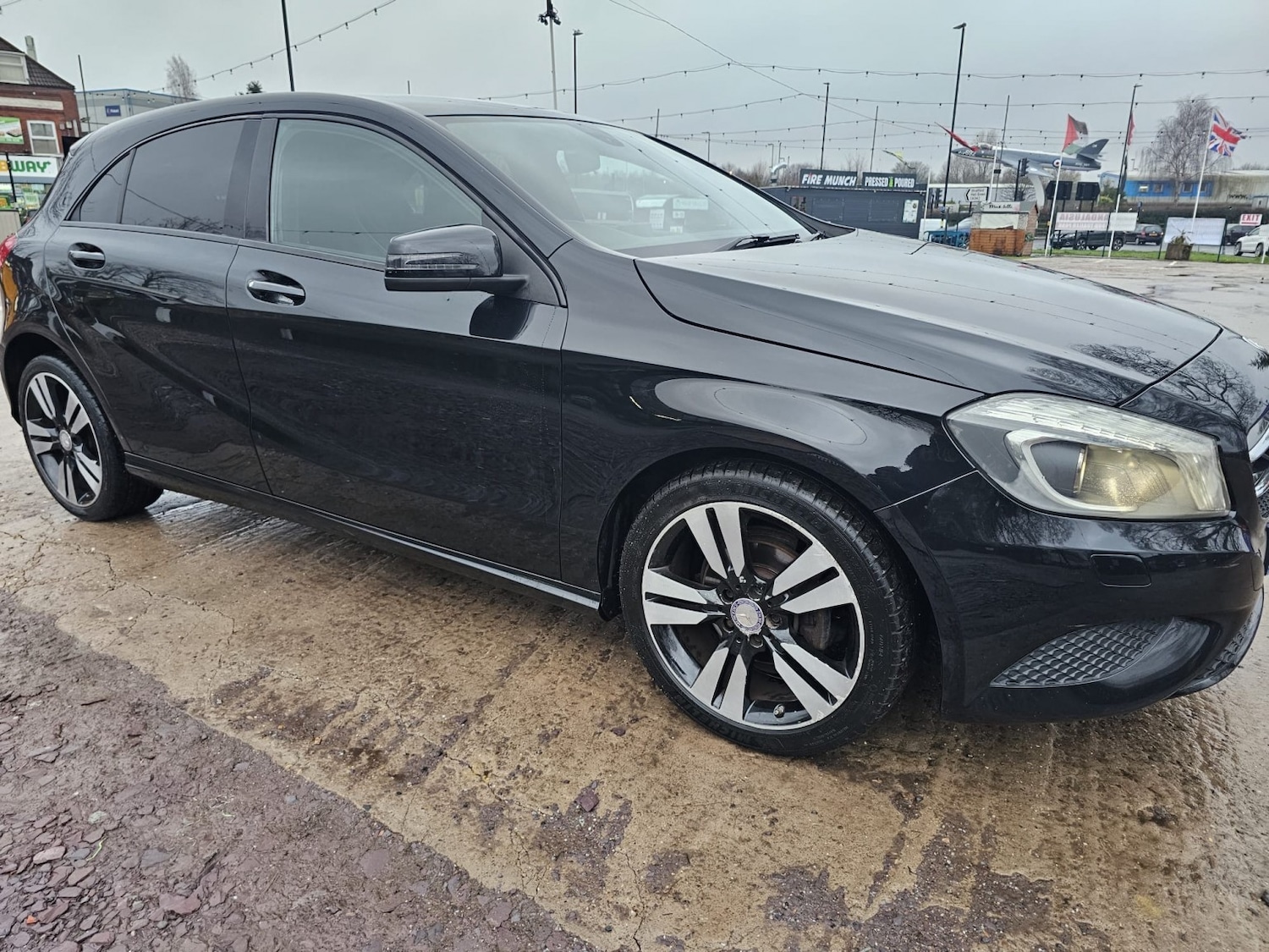 Used Mercedes-Benz A-Class 2015 for sale - 77318339: Photo 3