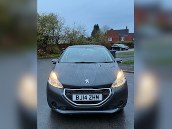 2014 - 1.2 VTi Access+ 5-Door