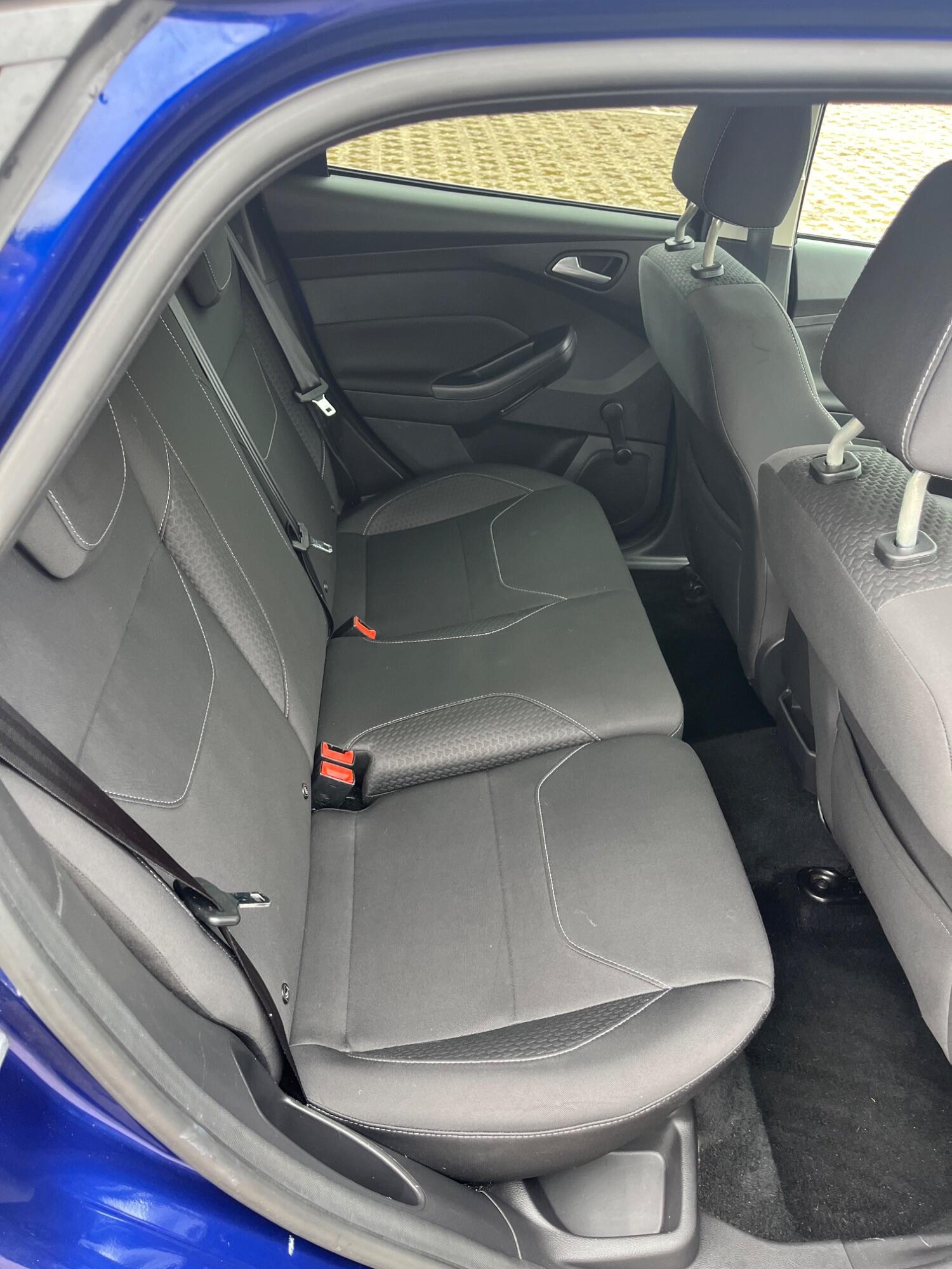 Used Ford Focus 2015 for sale - 76793441: Photo 11