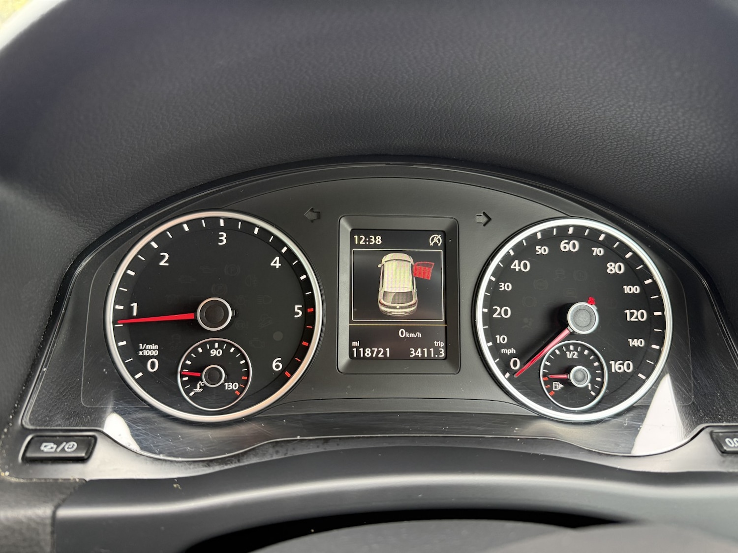 Used Volkswagen Tiguan 2016 for sale - 76718998: Photo 23