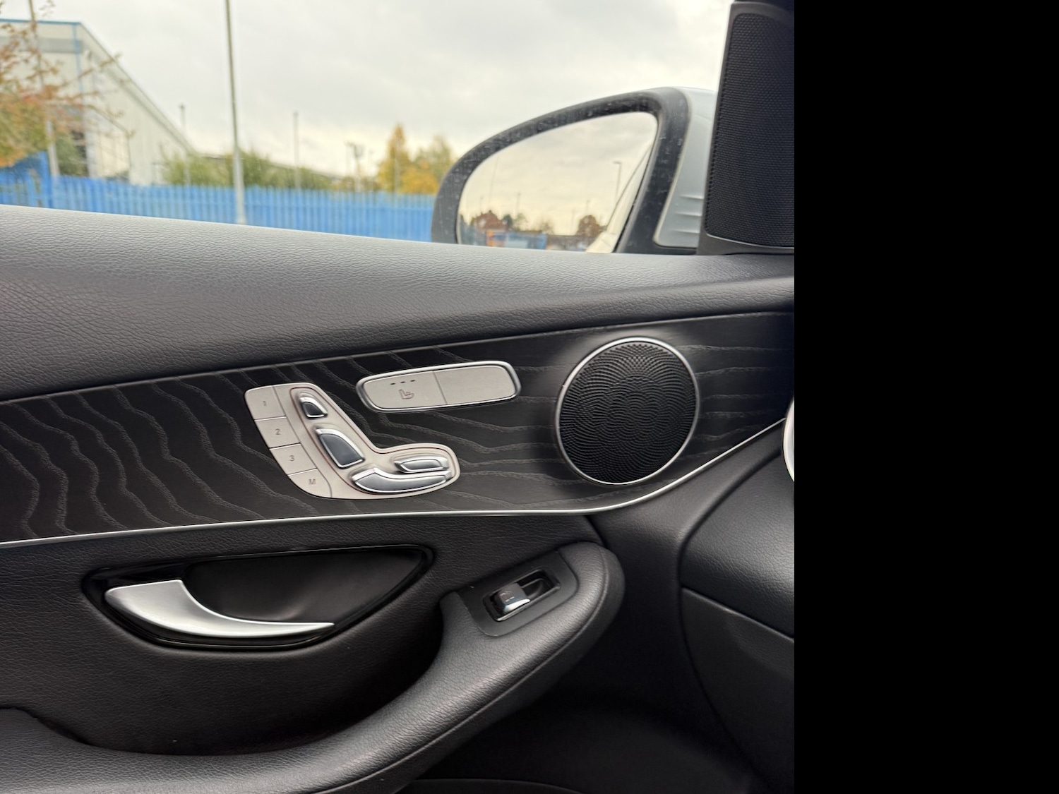 Used Mercedes-Benz GLC 2016 for sale - 76313947: Photo 20