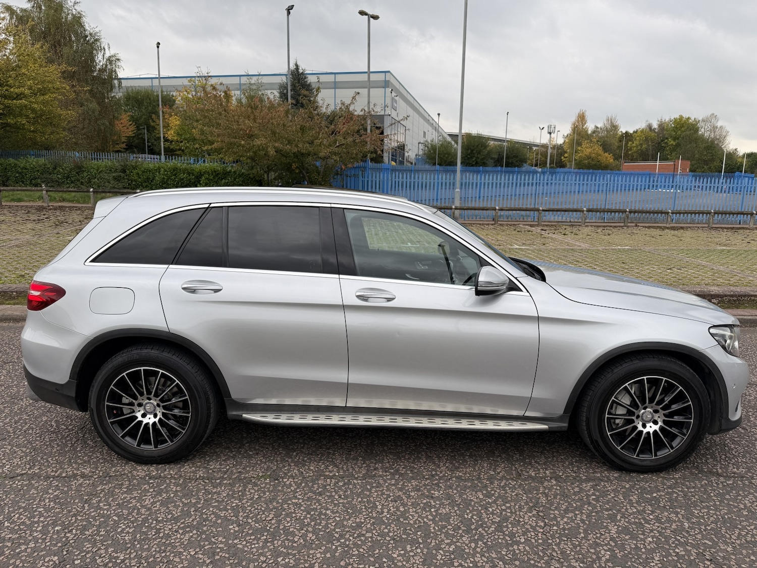Used Mercedes-Benz GLC 2016 for sale - 76313947: Photo 8