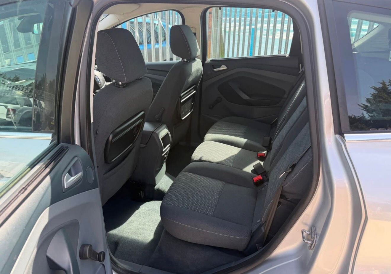 Used Ford C-Max 2015 for sale - 78201625: Photo 7