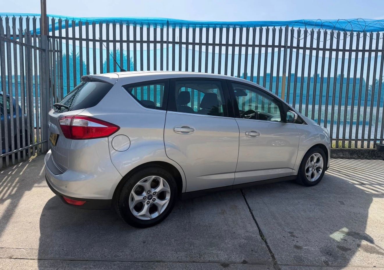 Used Ford C-Max 2015 for sale - 78201625: Photo 8