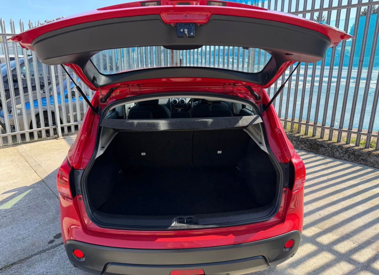 Used Nissan Qashqai 2010 for sale - 78201882: Photo 6