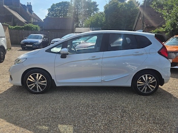 Used Honda Jazz 2020 for sale - 75089918: Photo
