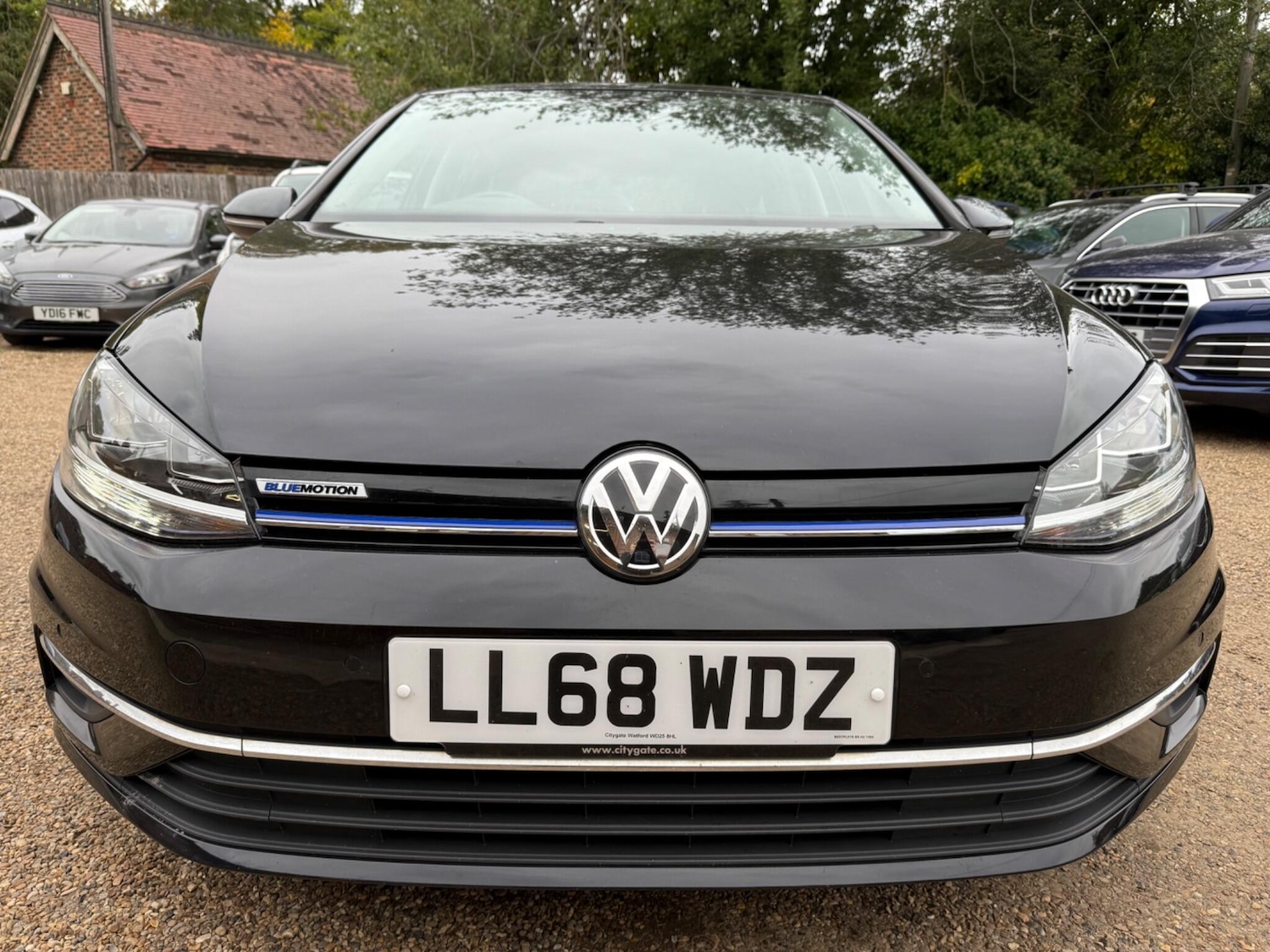Used Volkswagen Golf 2018 for sale - 76214206: Photo 2
