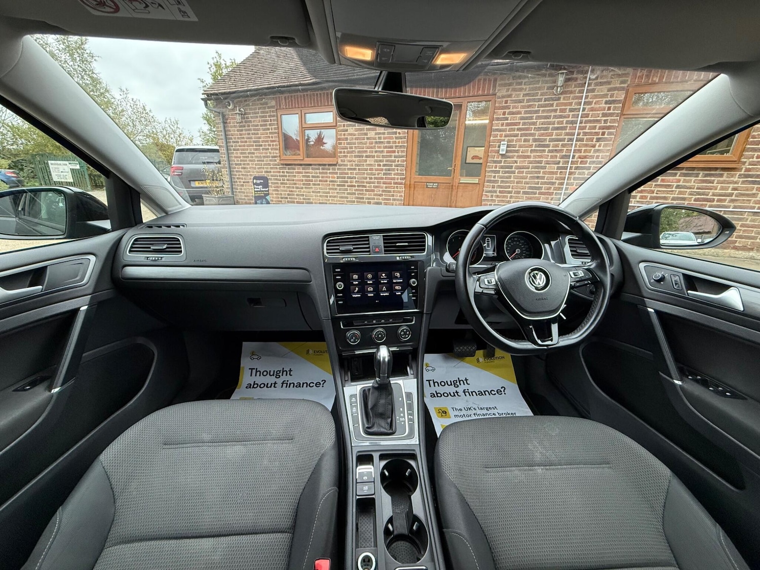 Used Volkswagen Golf 2018 for sale - 76214206: Photo 8