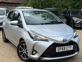 Used Toyota Yaris 2019 for sale - 76041946: Photo