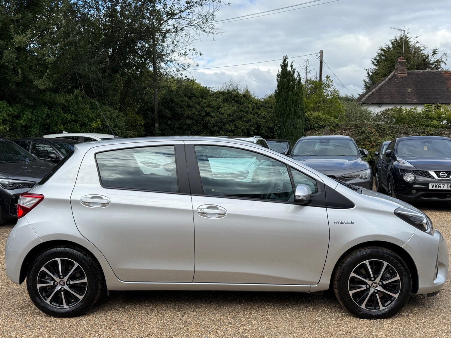 Used Toyota Yaris 2019 for sale - 76041946: Photo 5