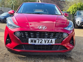 Used Hyundai i10 2023 for sale - 79359210: Photo