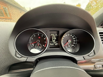 Used Volkswagen Golf 2015 for sale - 76522359: Photo