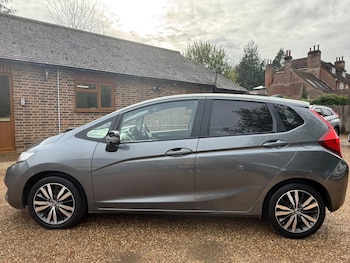 Used Honda Jazz 2017 for sale - 76260278: Photo