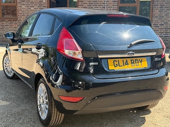 Used Ford Fiesta 2014 for sale - 79359240: Photo