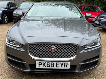 Used Jaguar XE 2018 for sale - 75741428: Photo