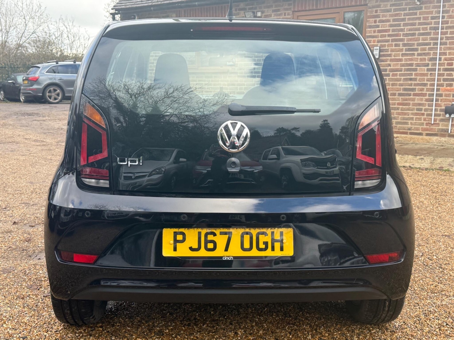 Used Volkswagen up! 2017 for sale - 76887318: Photo 8