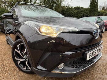 Used Toyota C-HR 2019 for sale - 76645819: Photo