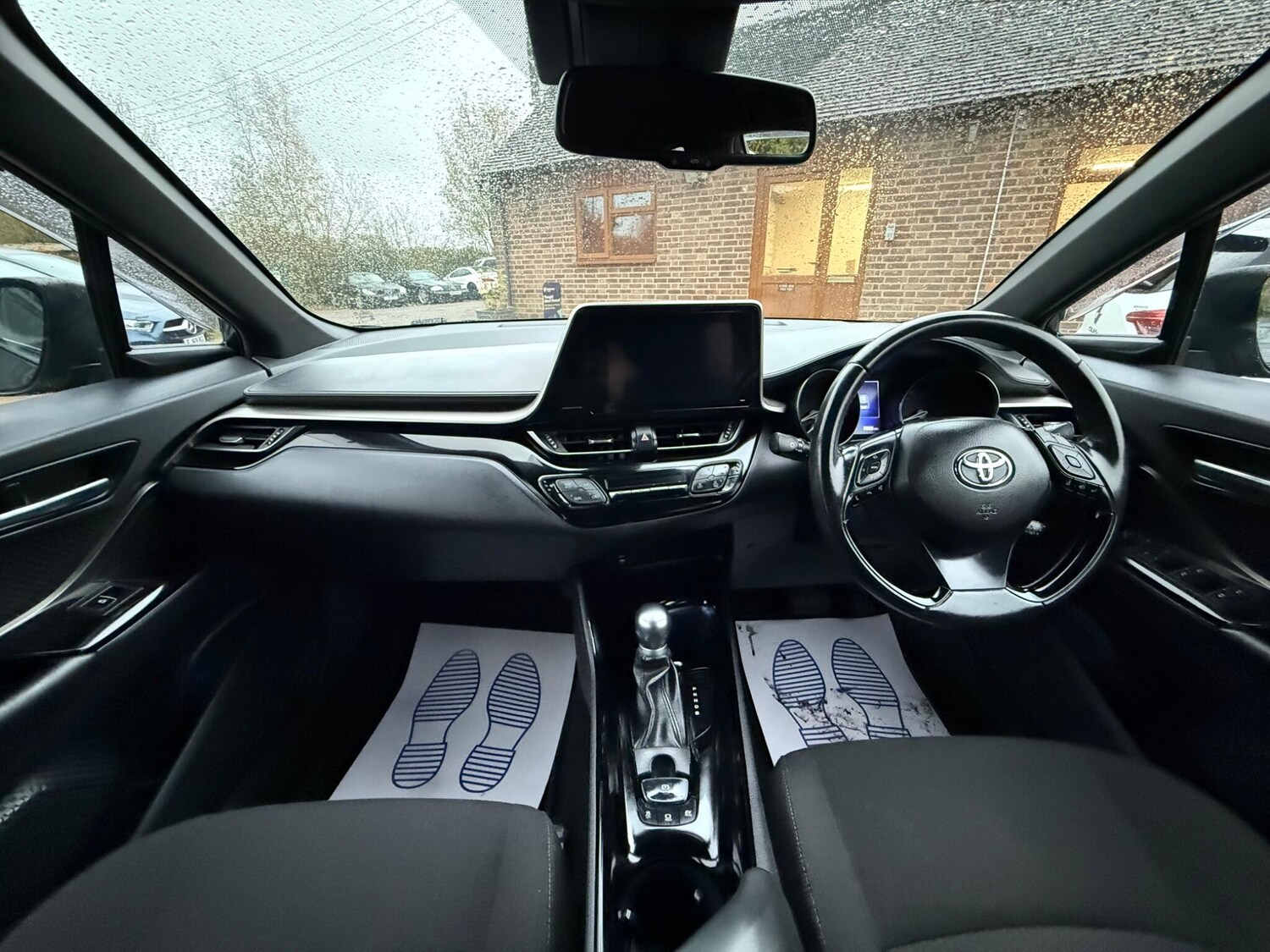 Used Toyota C-HR 2019 for sale - 76645819: Photo 6