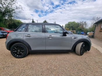 Used MINI Hatch 2020 for sale - 79562960: Photo