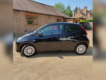 Used Toyota AYGO 2020 for sale - 79359236: Photo