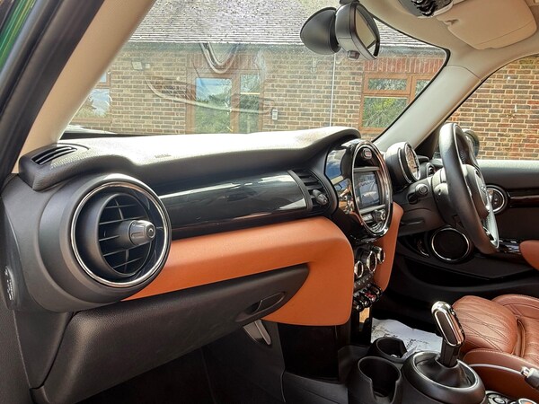 Used MINI Hatch 2021 for sale - 75756942: Photo 8