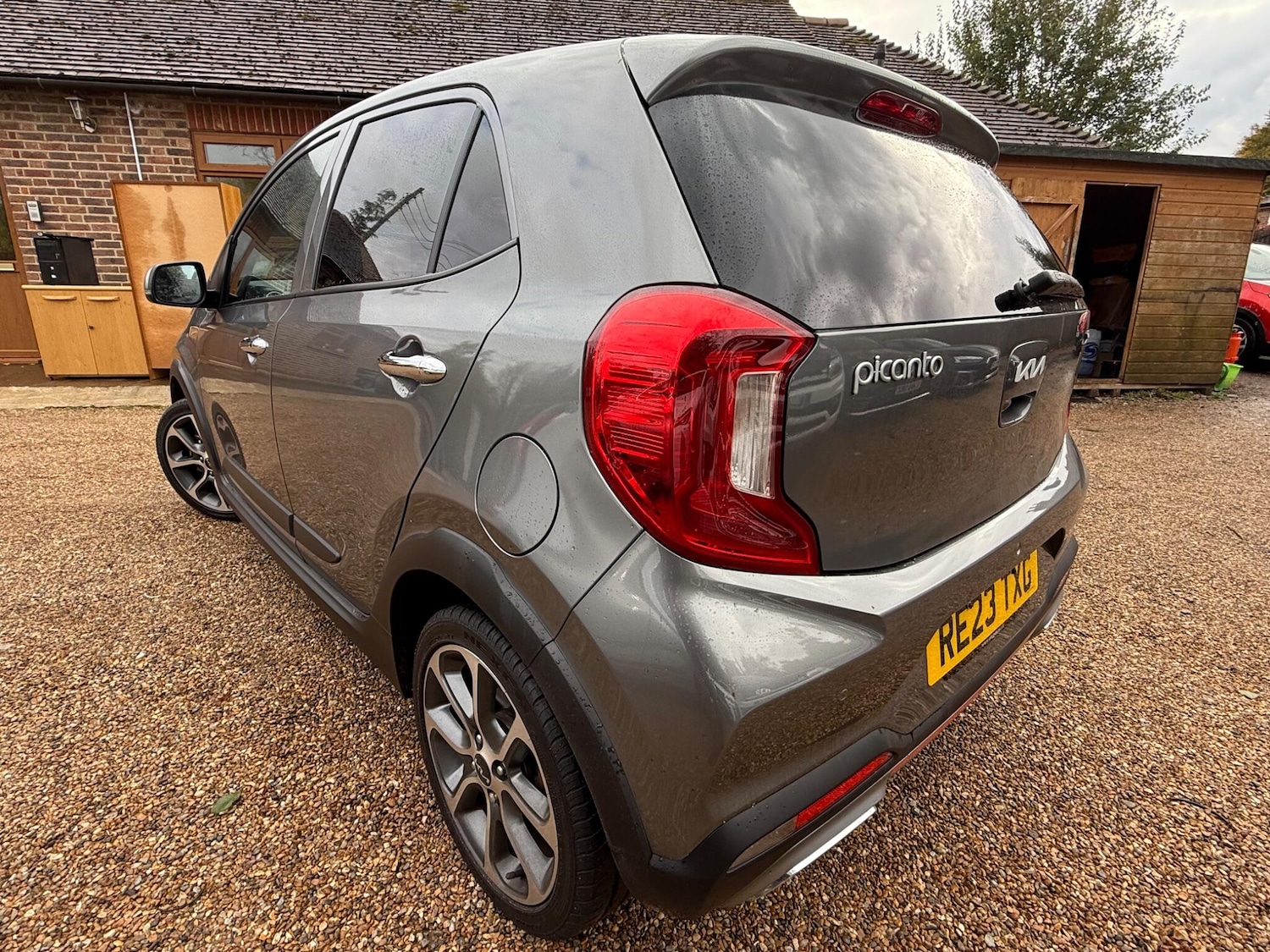 Used Kia Picanto 2023 for sale - 76349047: Photo 2