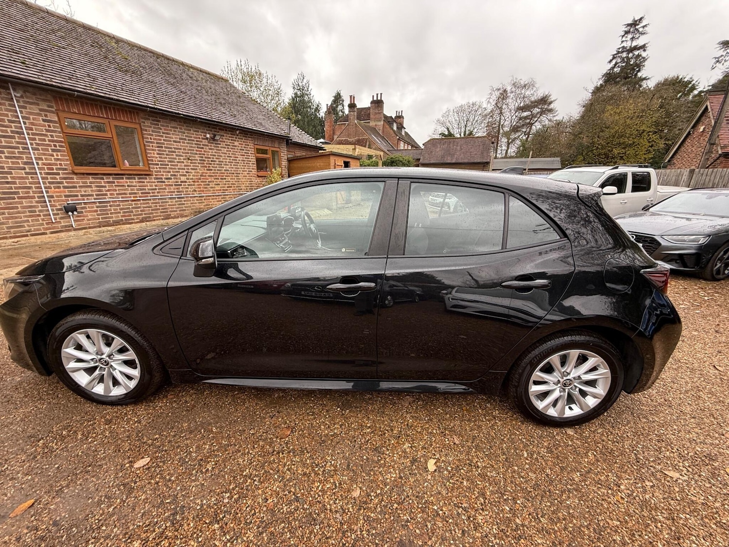 Used Toyota Corolla 2023 for sale - 76658586: Photo 4