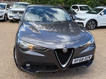 Used Alfa Romeo Stelvio 2018 for sale - 76702478: Photo