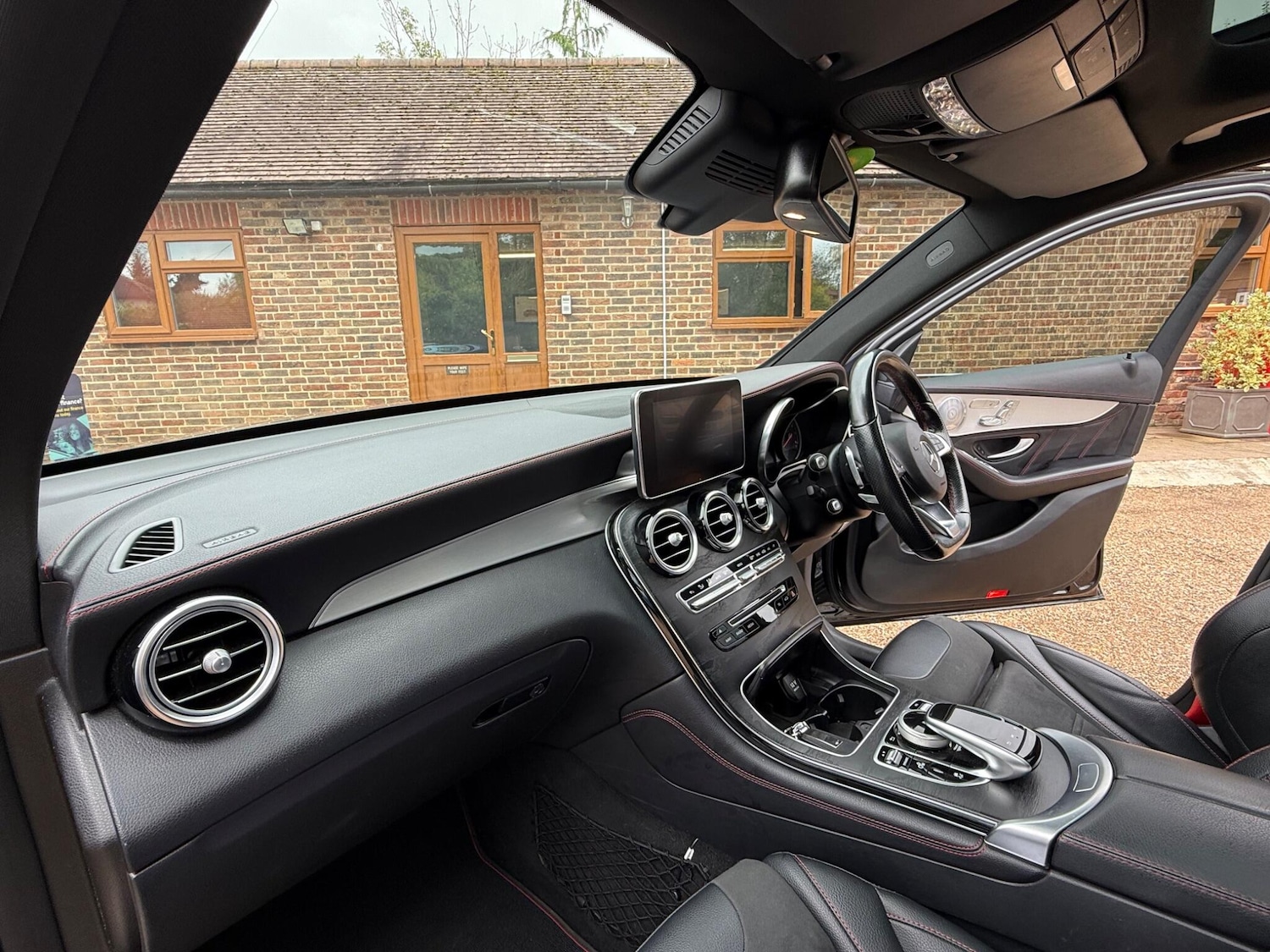 Used Mercedes-Benz GLC 2018 for sale - 76001789: Photo 10