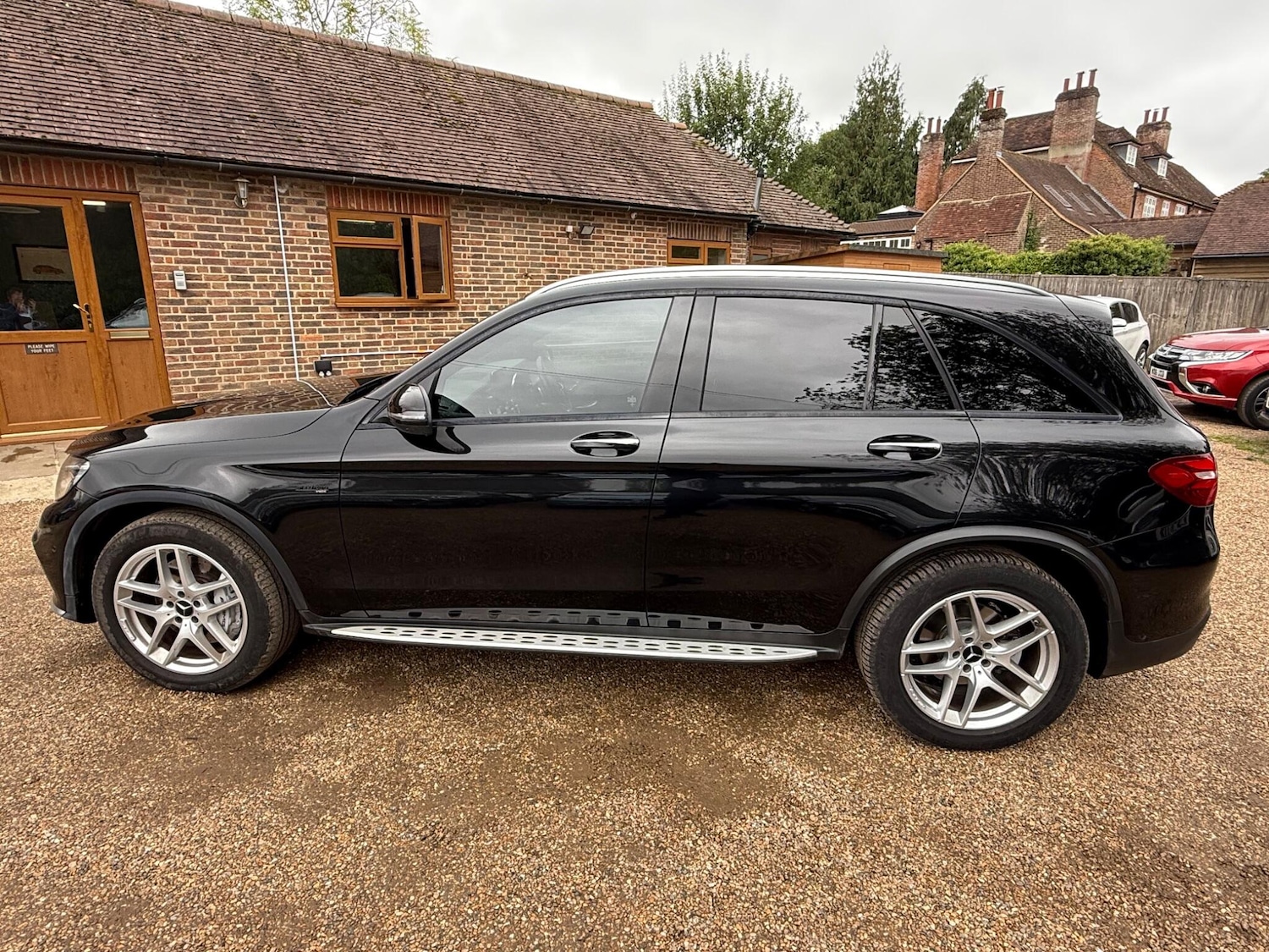 Used Mercedes-Benz GLC 2018 for sale - 76001789: Photo 4