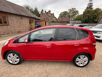Used Honda Jazz 2014 for sale - 76072409: Photo