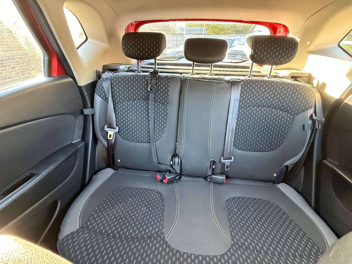 Used Renault Captur 2018 for sale - 76360077: Photo 9