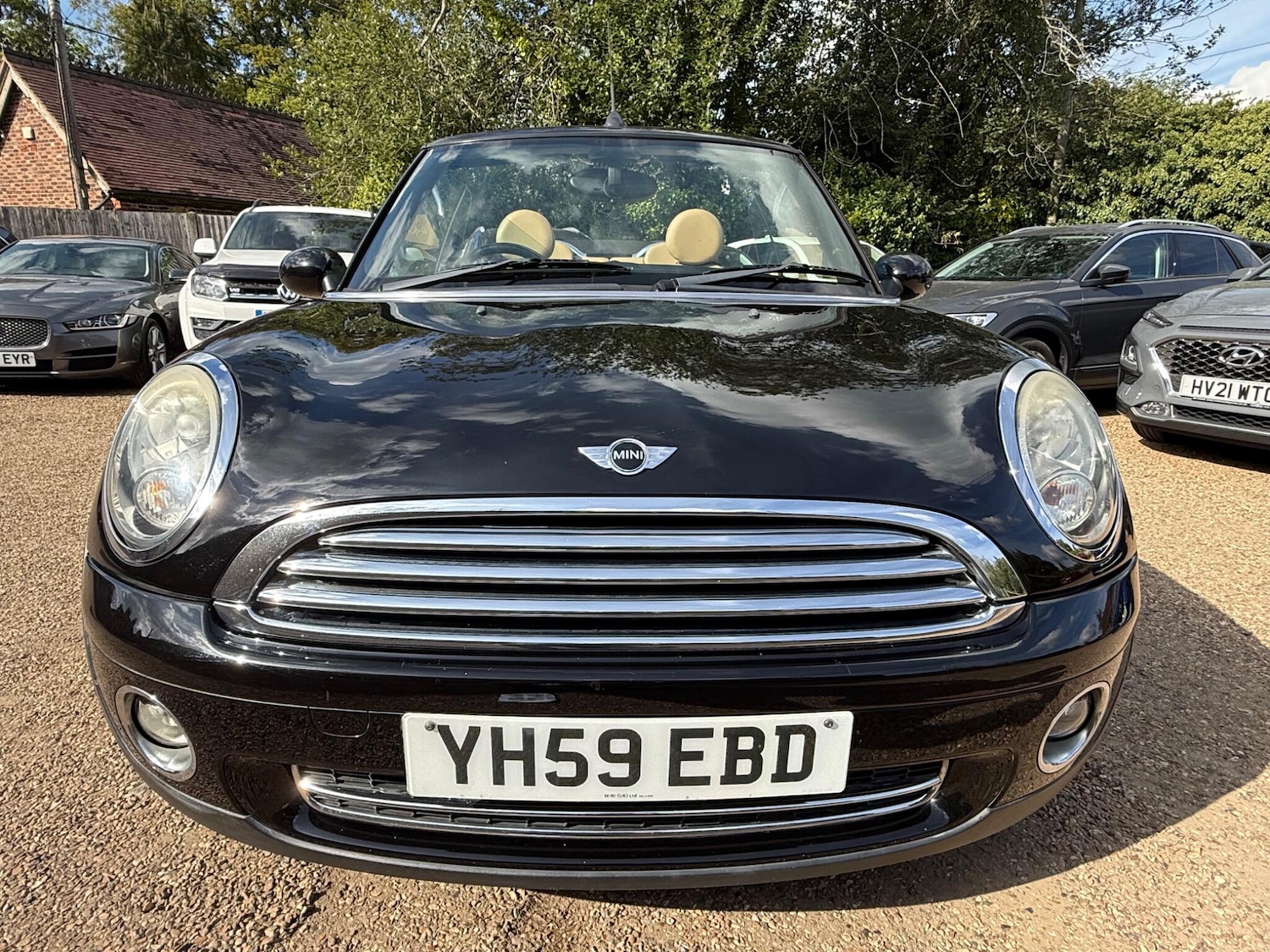 Used MINI Convertible 2009 for sale - 76099421: Photo 5