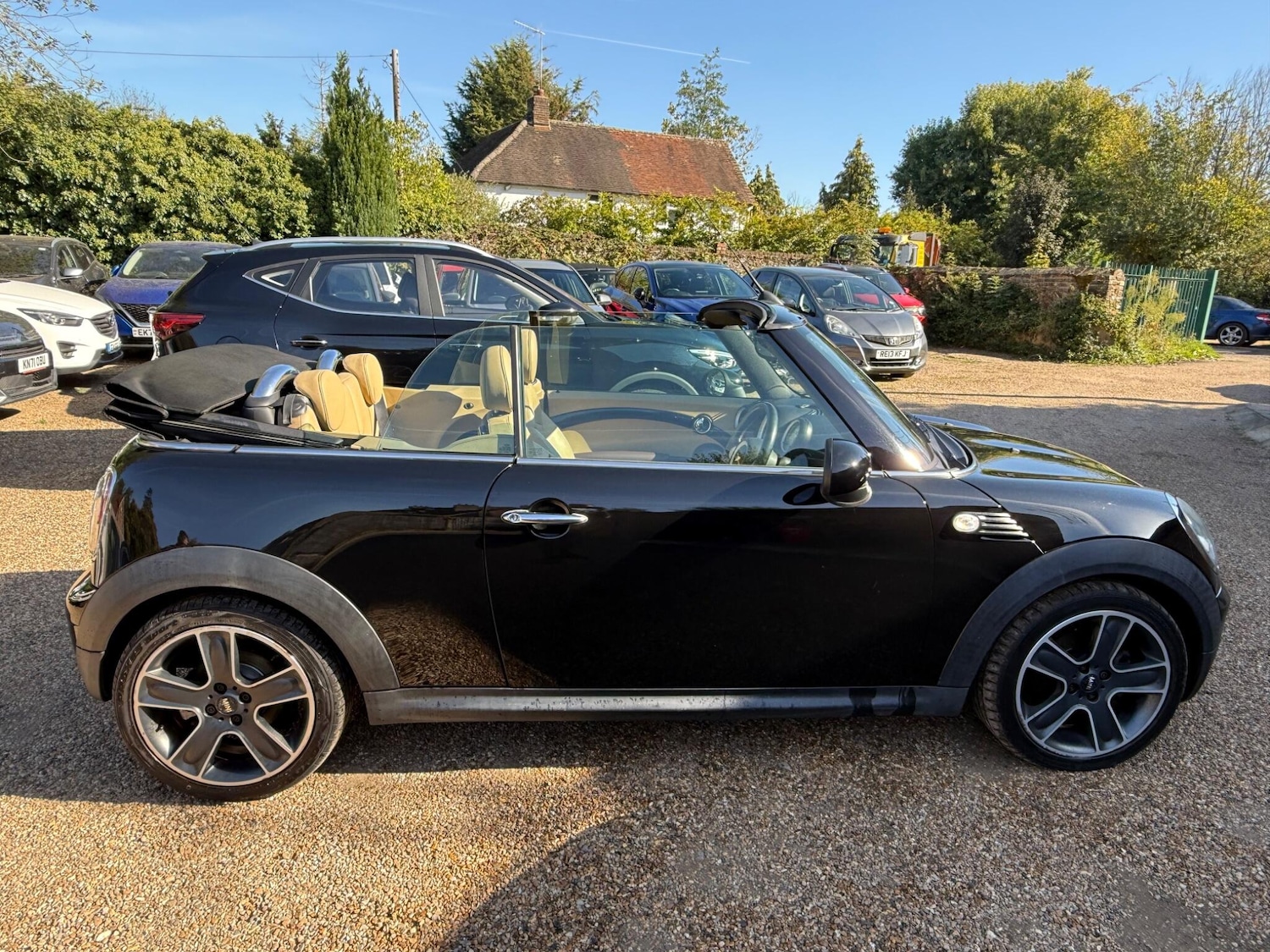 Used MINI Convertible 2009 for sale - 76099421: Photo 7